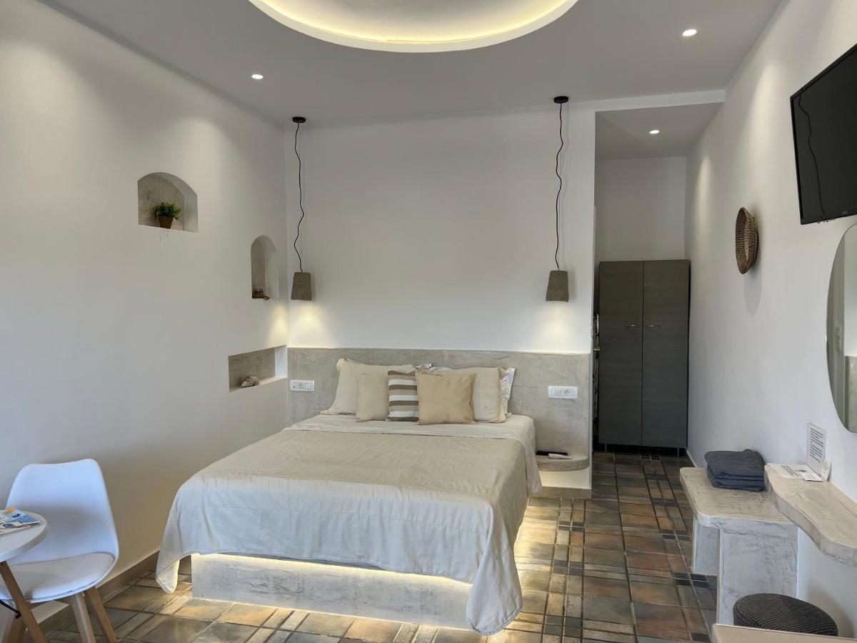 Arapiou Apartments ペリヴォラス エクステリア 写真