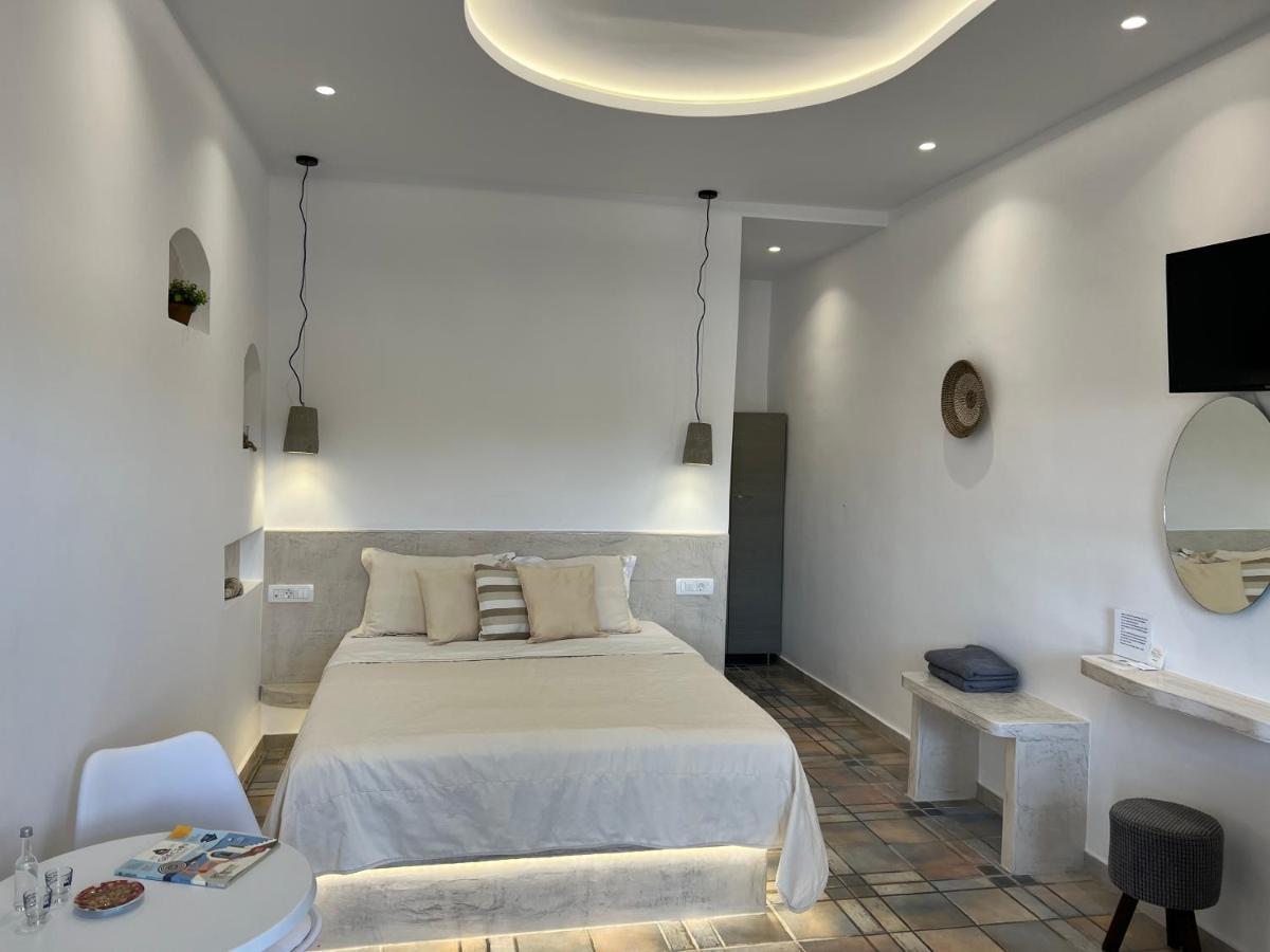 Arapiou Apartments ペリヴォラス エクステリア 写真