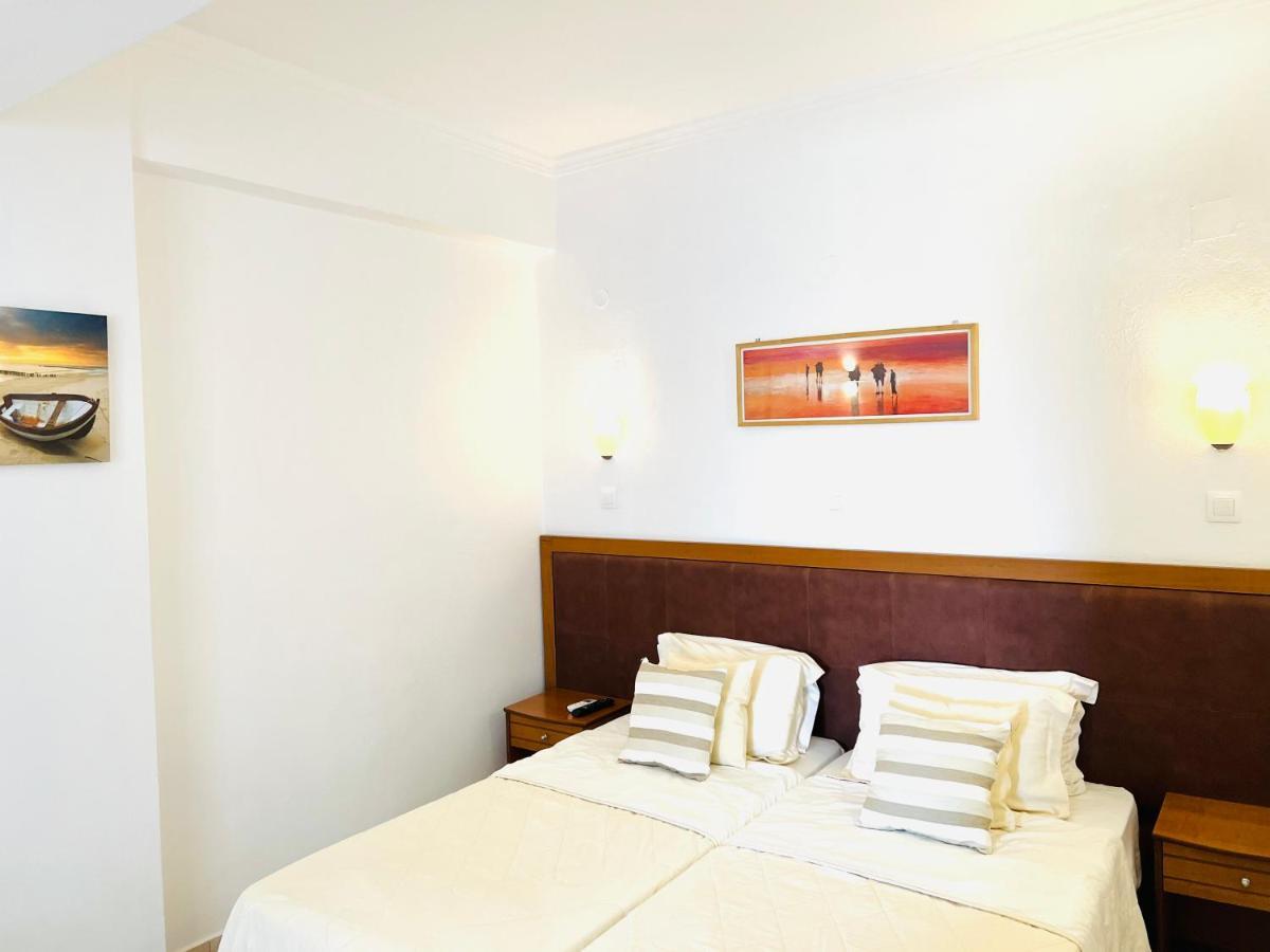 Arapiou Apartments ペリヴォラス エクステリア 写真