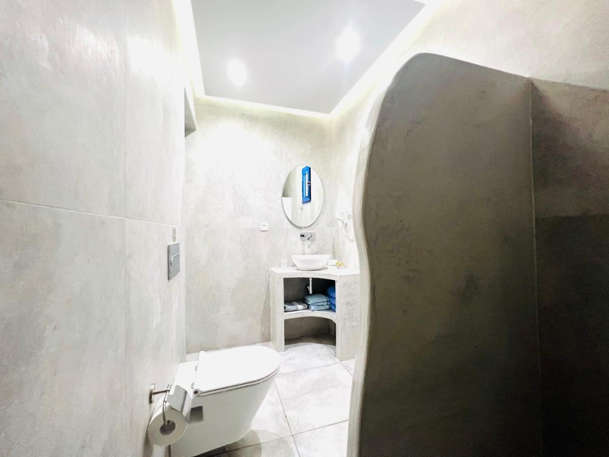 Arapiou Apartments ペリヴォラス エクステリア 写真