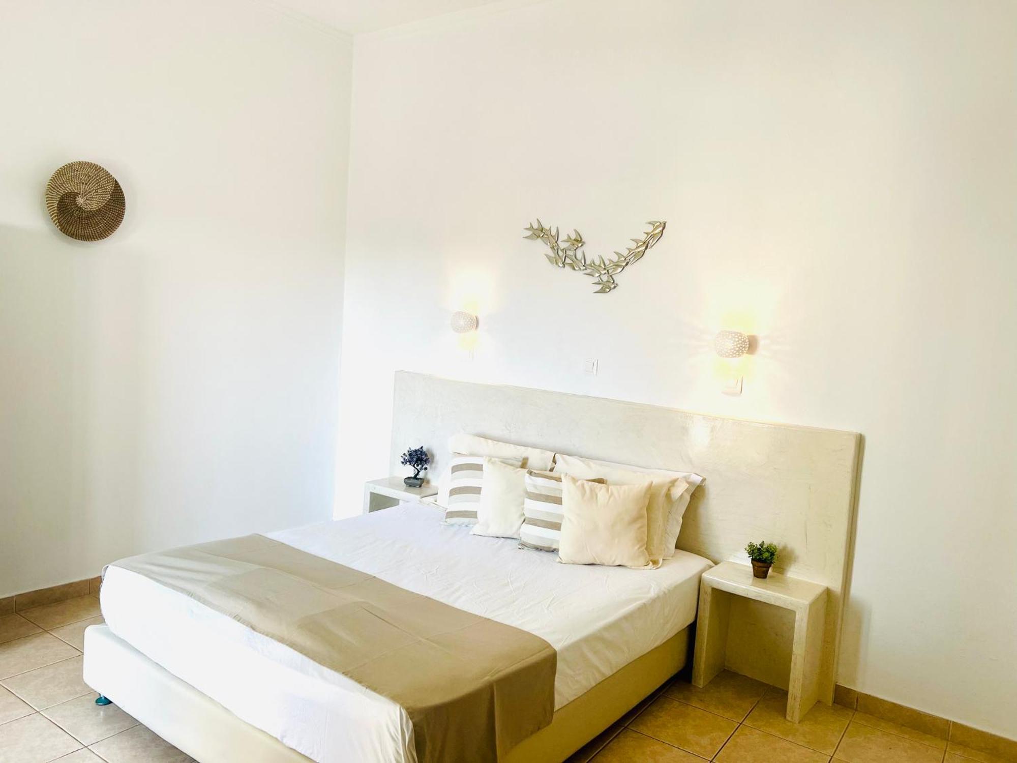 Arapiou Apartments ペリヴォラス エクステリア 写真